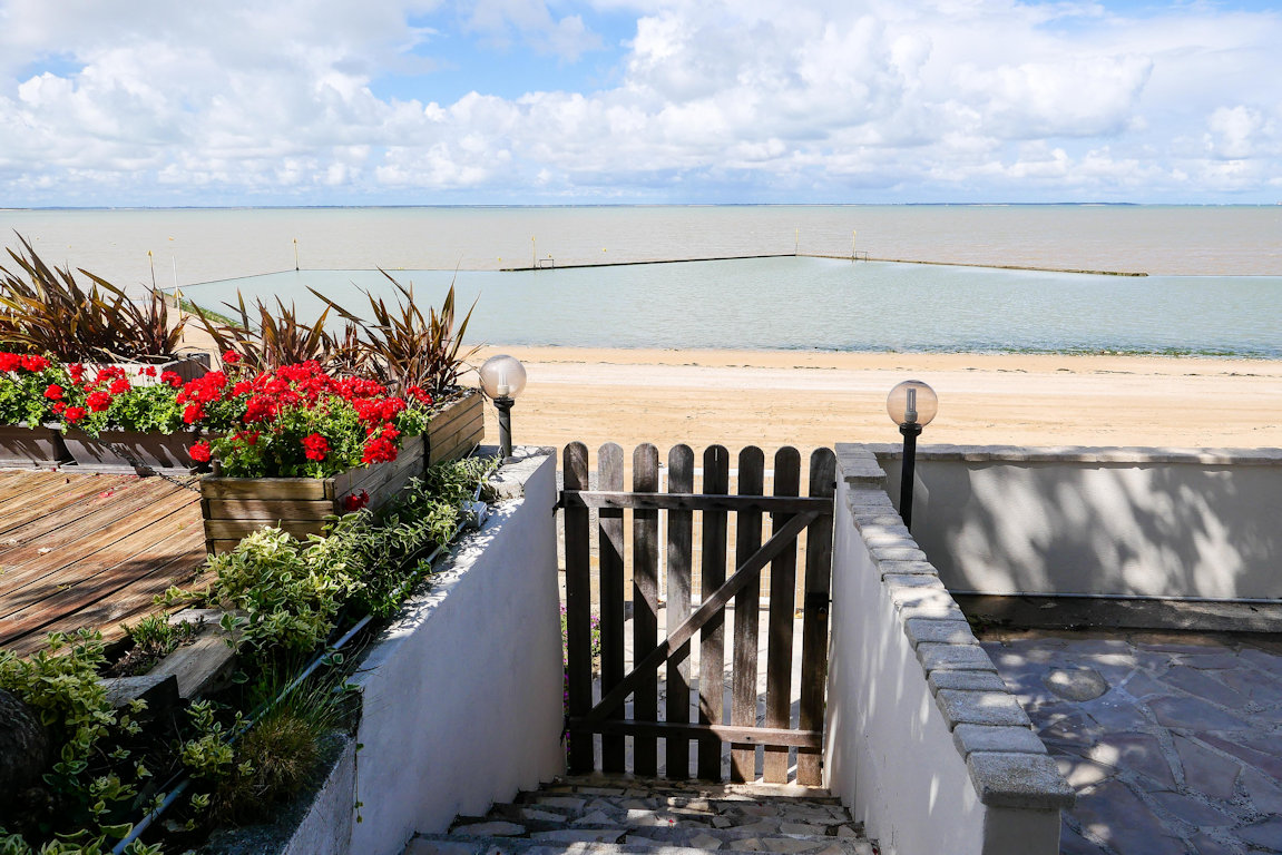 Chambres d'hôtes à Fouras, Le Bois Vert, bord de la plage, rooms Fouras,  Charente-Maritime, bord de mer, 20 km au sud de La Rochelle