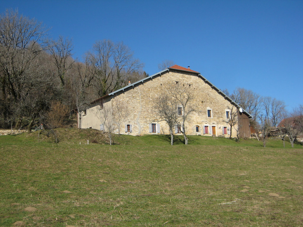 Chambre d'hôtes au calme, chambre et chambre familiale Montmahoux, Haut- Doubs