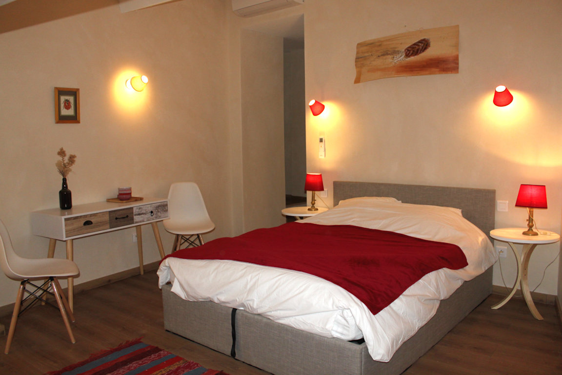 Chambres d'hôtes Au bord du Verdus, suite familiale et chambre Saint-Guilhem -le-Désert, Occitanie