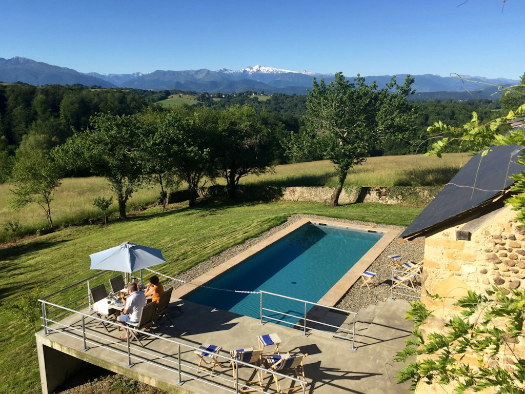 Chambres d'hôtes Maison d'Orride - Suite familiale et chambres à Ledeuix  dans les Pyrénées Atlantiques (64), Béarn Pays-Basque