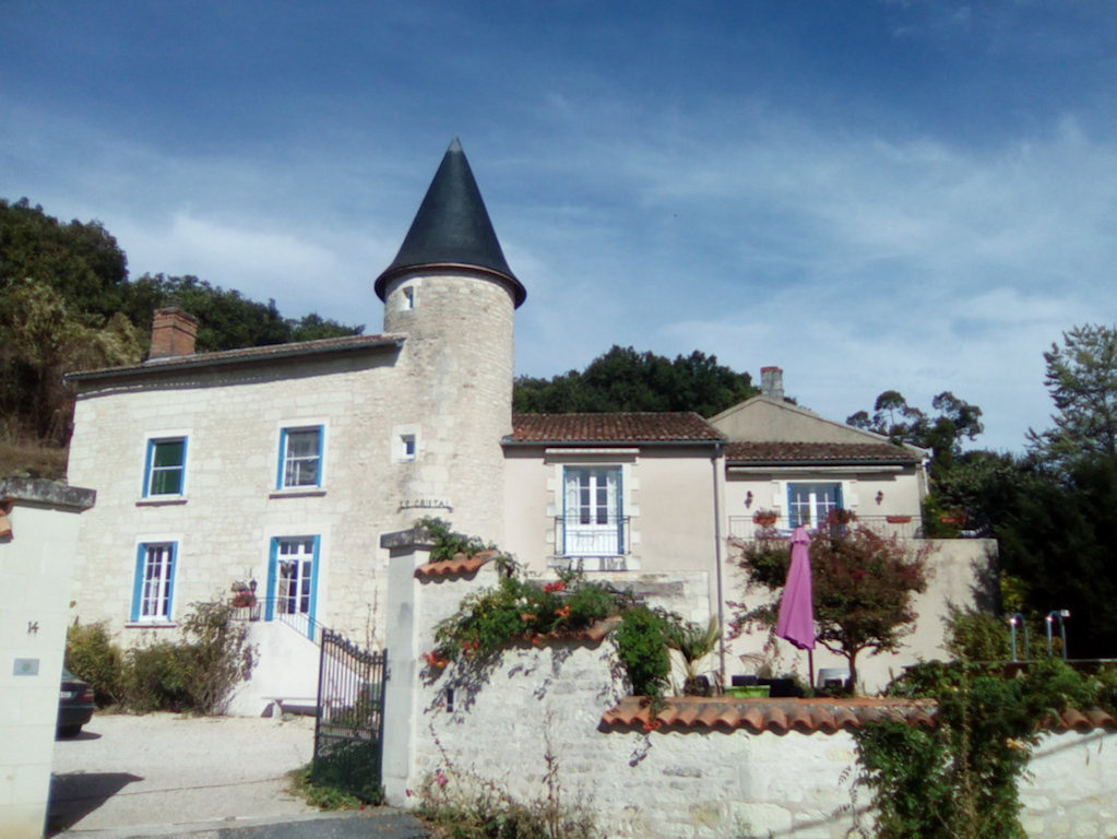30% sur Futuroscope,chambres familiales 6Prs Manoir Le Cristal, chambre et  chambres familiales Beaumont, Poitou-Charente