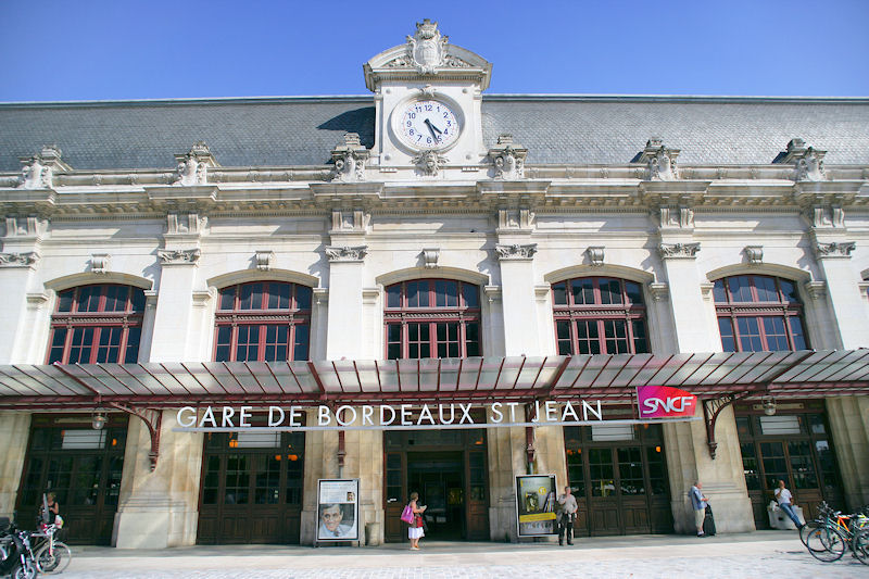 Hotels, Chambres d'hôtes, locations de vacances et appartements à proximité  de la Gare de Bordeaux Saint Jean